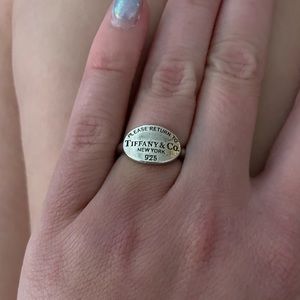 Return to Tiffany&Co Signet ring